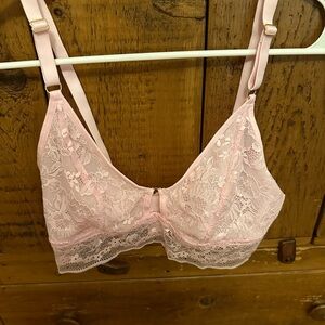 New Woman's Auden Pink  Lace Bralet. Medium.